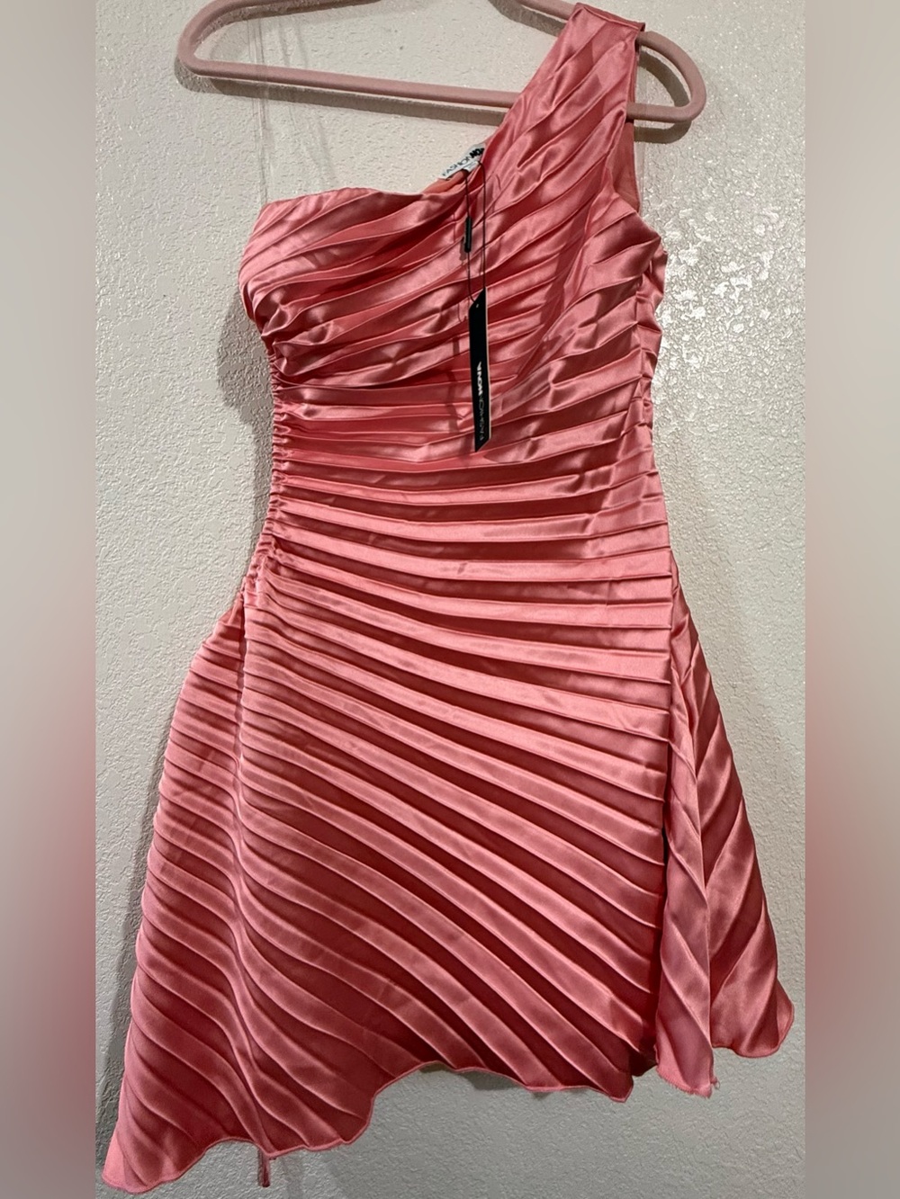 Fashion Nova Pink One-Shoulder Pleated Dress - Picture 2 of 6